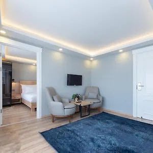 Art Karakoey Aparthotel